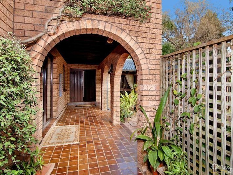 2  Kathleen Avenue, Castle Hill NSW 2154