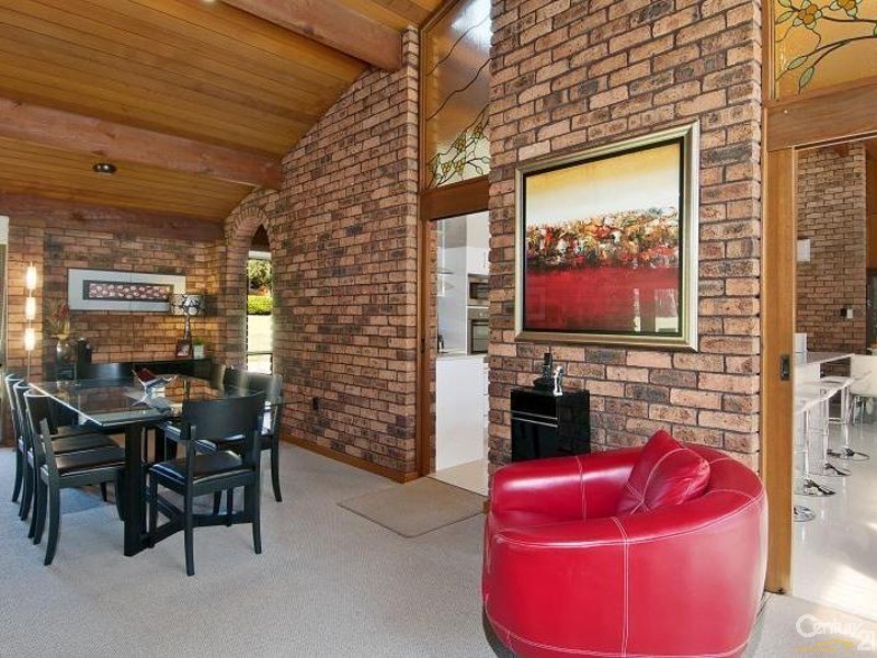 11 White Cedar Drive, Castle Hill NSW 2154