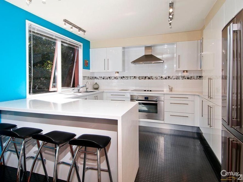 33 Willow Drive, Baulkham Hills NSW 2153