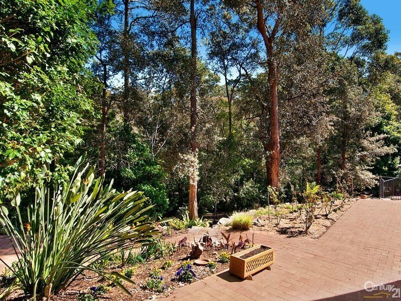 33 Willow Drive, Baulkham Hills NSW 2153