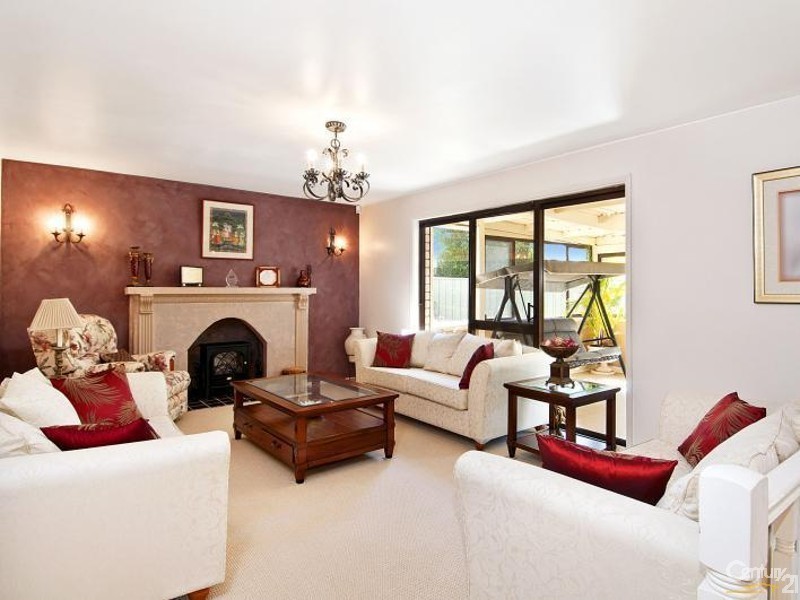 2  Lynstock Avenue, Castle Hill NSW 2154