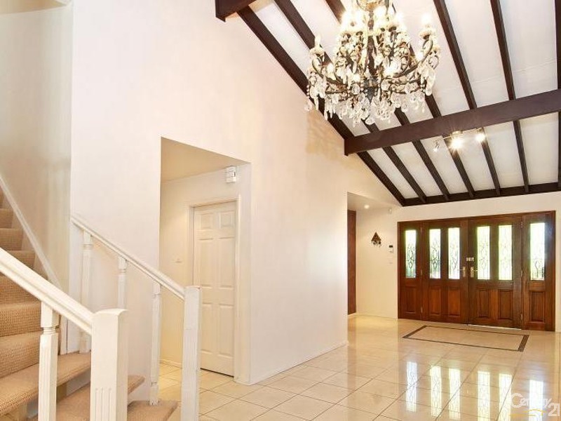 2  Lynstock Avenue, Castle Hill NSW 2154