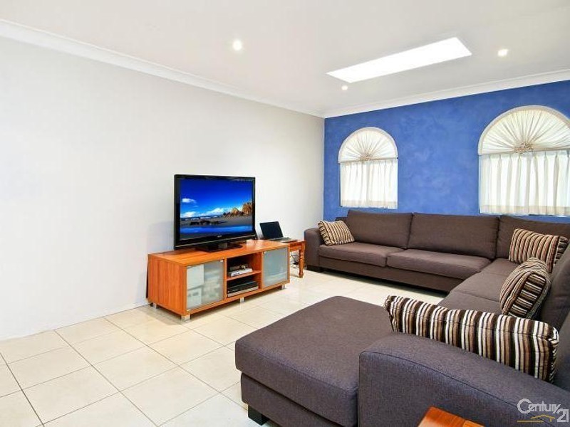 2  Lynstock Avenue, Castle Hill NSW 2154