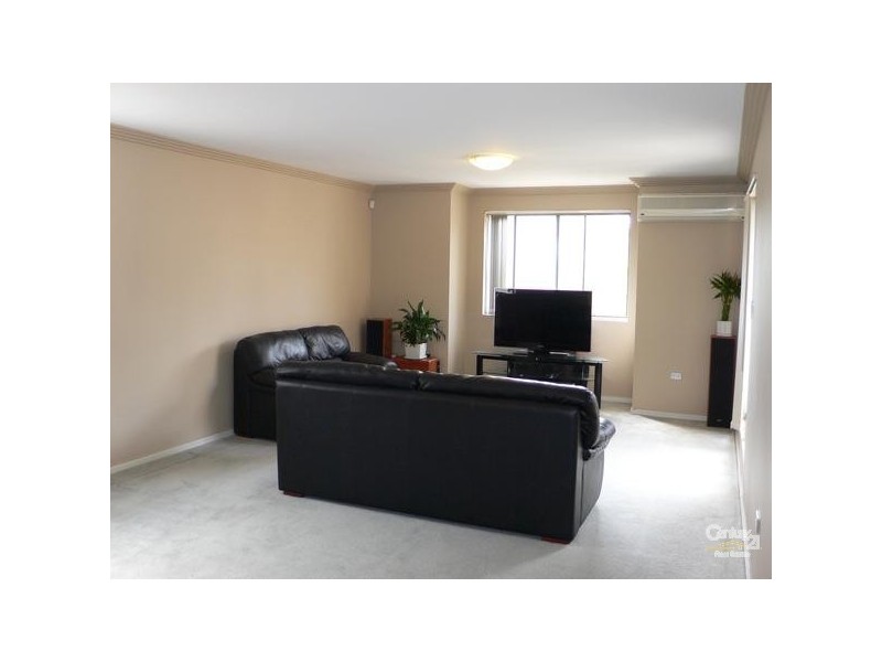 26/12 Conie Ave, Baulkham Hills NSW 2153