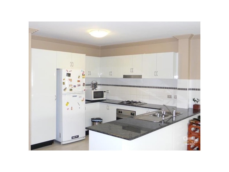 26/12 Conie Ave, Baulkham Hills NSW 2153