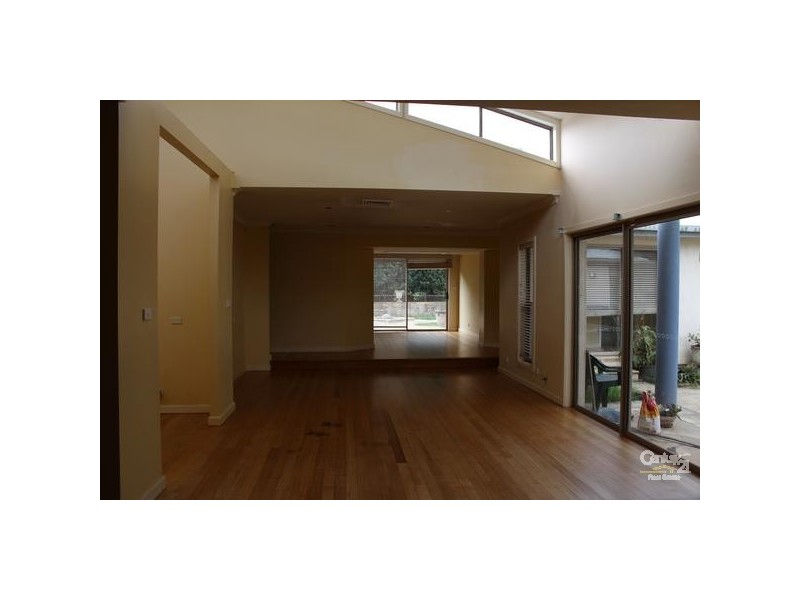 5 Kingussie Ave, Castle Hill NSW 2154