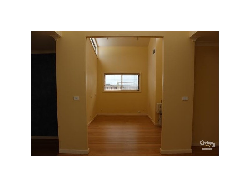 5 Kingussie Ave, Castle Hill NSW 2154