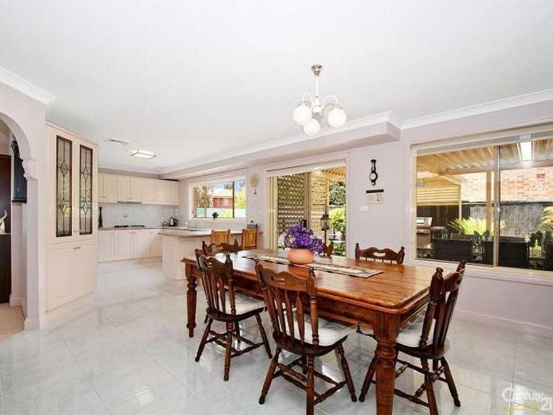 17 Kinnard Way, Kellyville NSW 2155