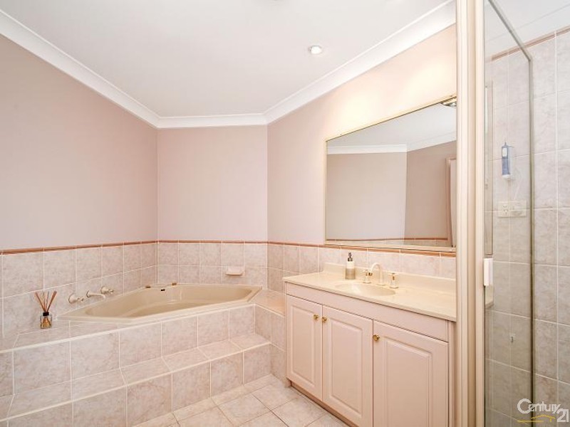 17 Kinnard Way, Kellyville NSW 2155