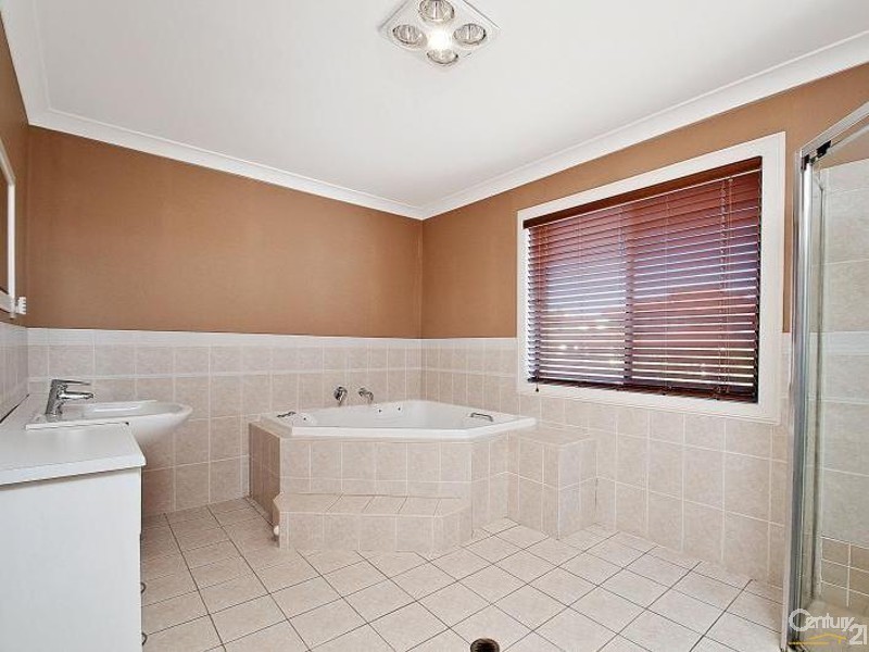 202 Meurants Lane, Glenwood NSW 2768