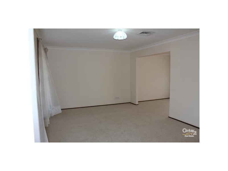 7 Dan Crescent, Castle Hill NSW 2154