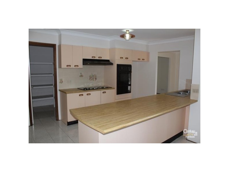 7 Dan Crescent, Castle Hill NSW 2154