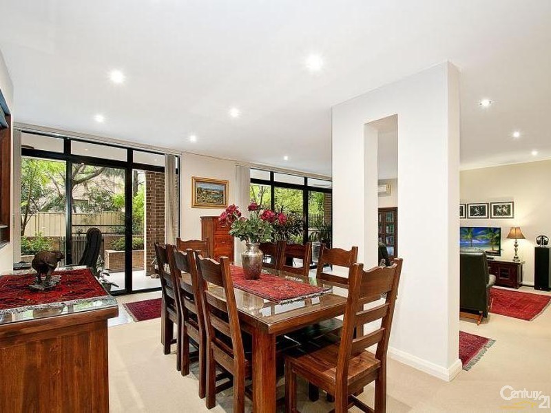 2/2-4  Purser Avenue, Castle Hill NSW 2154