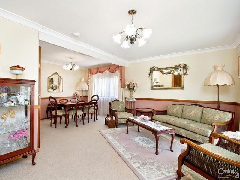 30 Galahad Crescent, Castle Hill NSW 2154