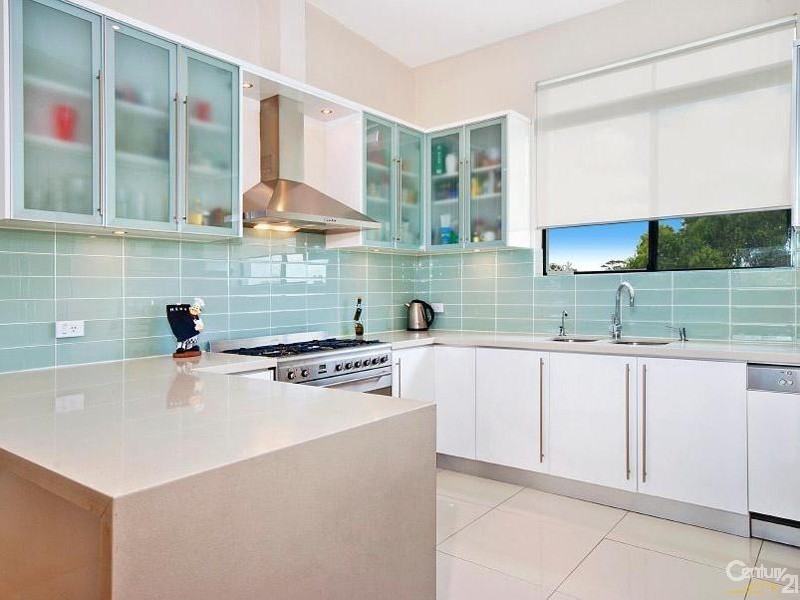 95/2-4 Purser Avenue, Castle Hill NSW 2154