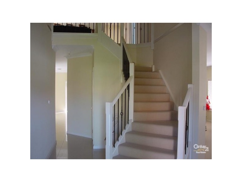 3 Glamis Pl, Castle Hill NSW 2154