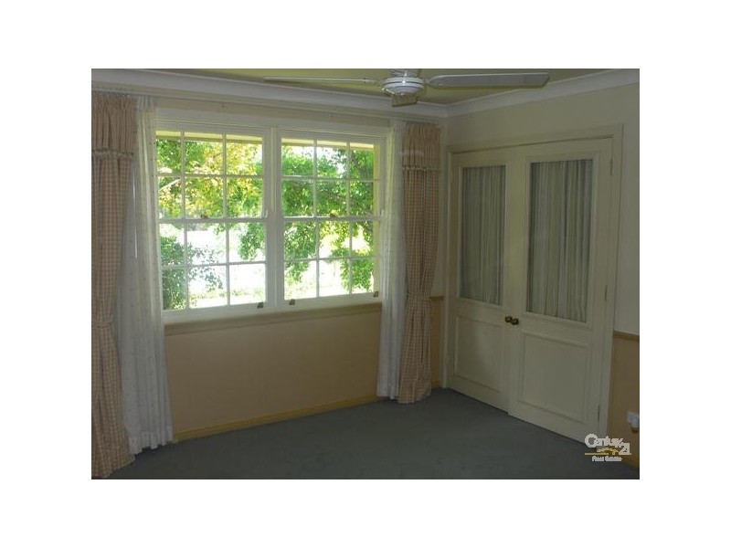 36 Woodhill St, Castle Hill NSW 2154