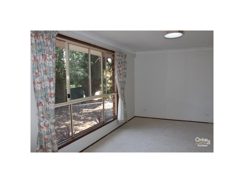 7 Dan Cres, Castle Hill NSW 2154