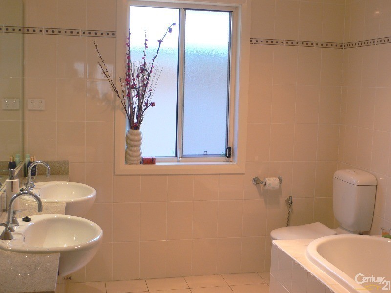 20  Government Farm Crescent, Castle Hill NSW 2154