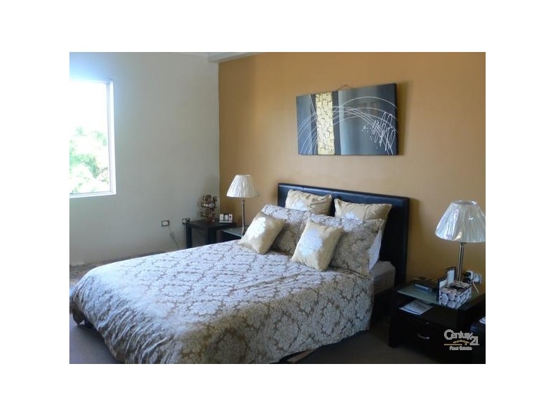 10/240 Old Northern Rd, Castle Hill NSW 2154