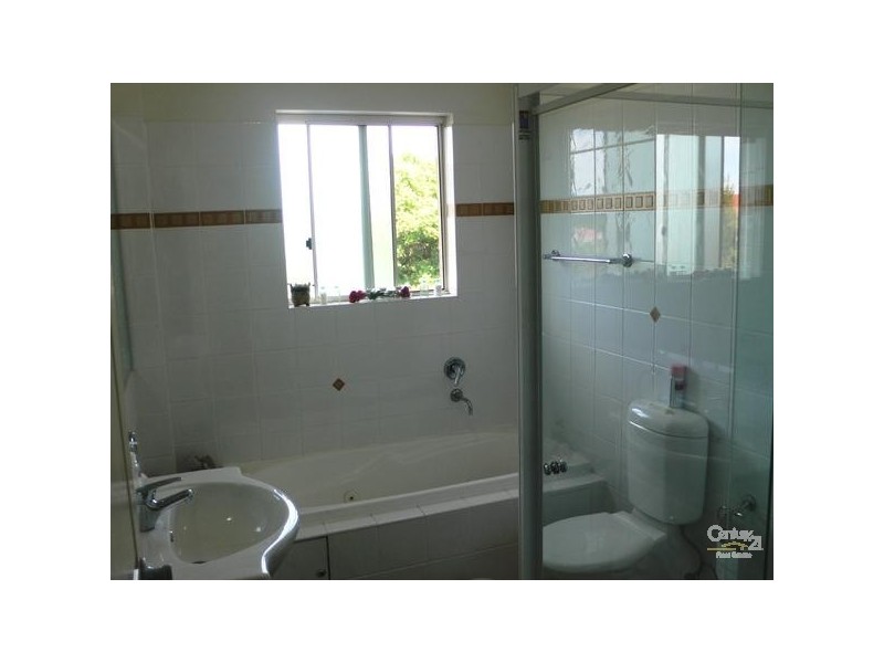 10/240 Old Northern Rd, Castle Hill NSW 2154