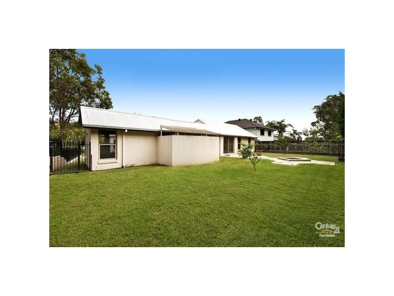 5 Kingussie Ave, Castle Hill NSW 2154