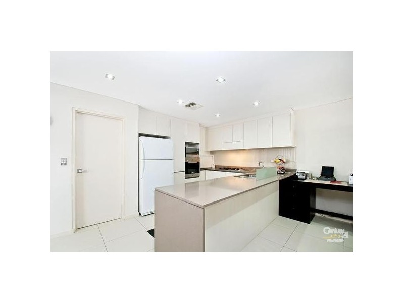 6/2-8 Susan Pde, Castle Hill NSW 2154