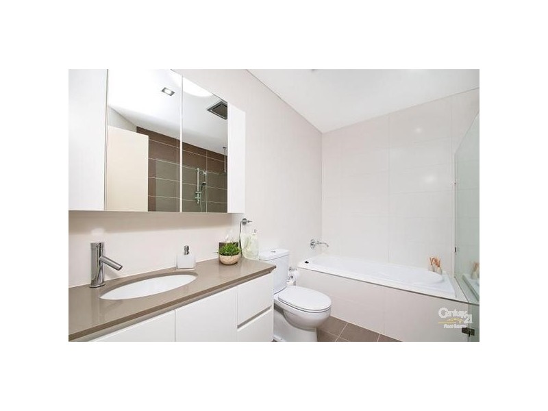 6/2-8 Susan Pde, Castle Hill NSW 2154