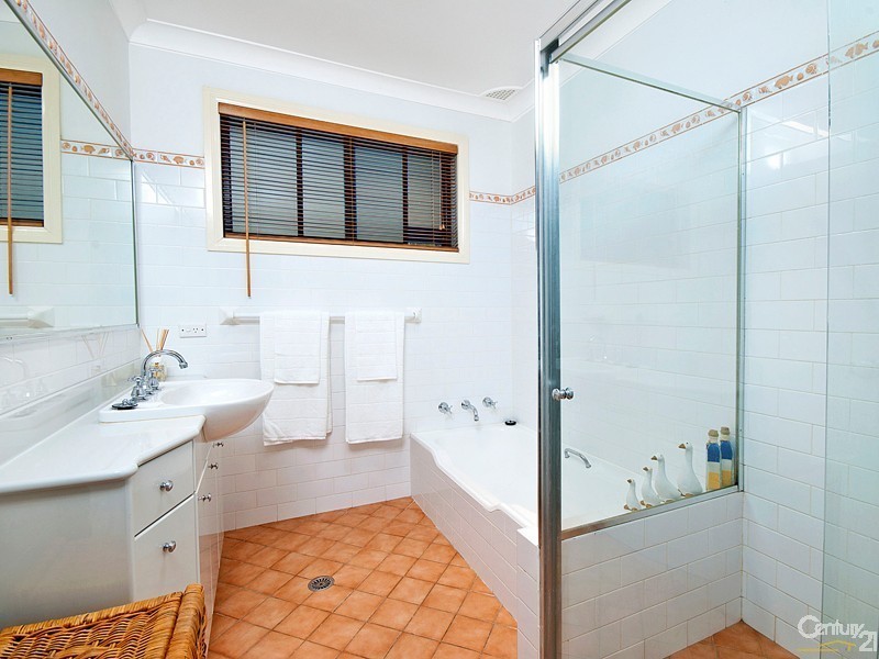 20 Ulundri Drive, Castle Hill NSW 2154