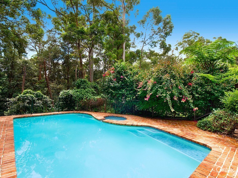 20 Ulundri Drive, Castle Hill NSW 2154