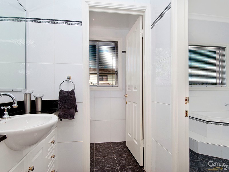 63  Ulundri Drive, Castle Hill NSW 2154