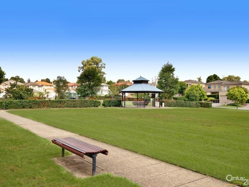 8  Mcguirk Way, Rouse Hill NSW 2155