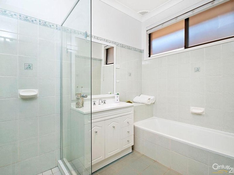 30 Naomi Street North, Baulkham Hills NSW 2153