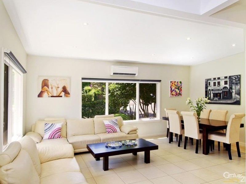 2  Brodie Circle, Baulkham Hills NSW 2153