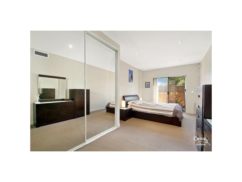 60/31-39 Sherwin Ave, Castle Hill NSW 2154