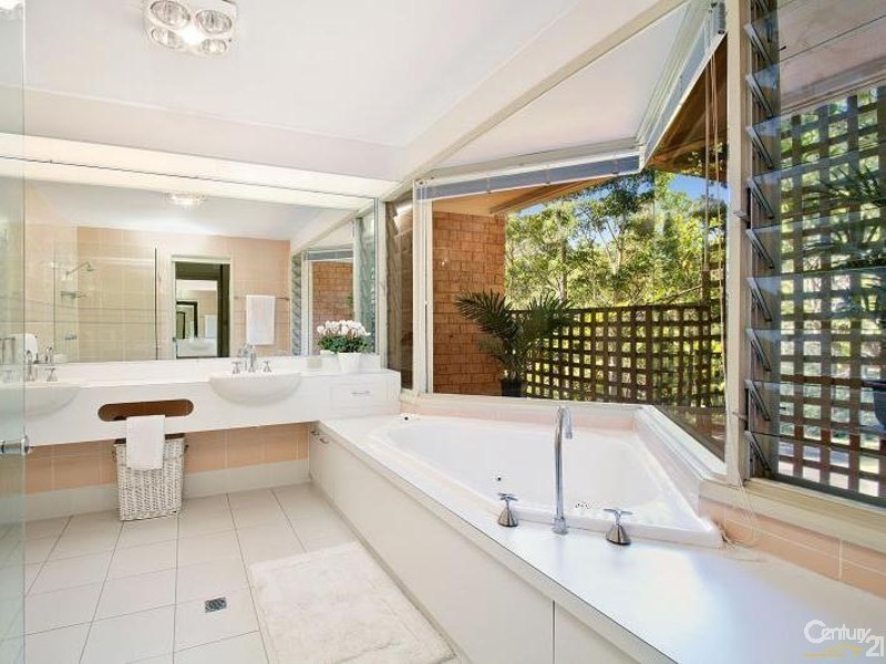 17 Ferncliffe Road, Glenhaven NSW 2156