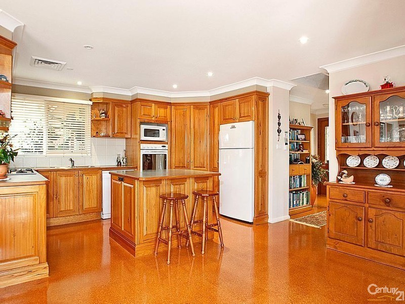8 Malonga Avenue, Kellyville NSW 2155