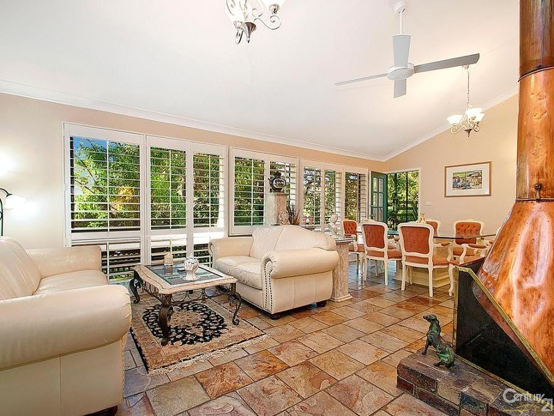 12 Greenvale Place, Castle Hill NSW 2154