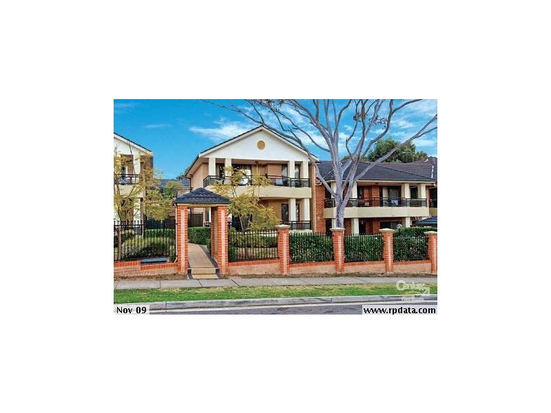 35/32 Dobson Cres, Baulkham Hills NSW 2153