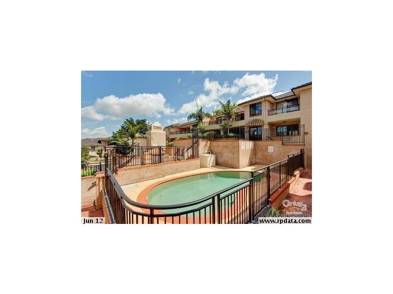 35/32 Dobson Cres, Baulkham Hills NSW 2153