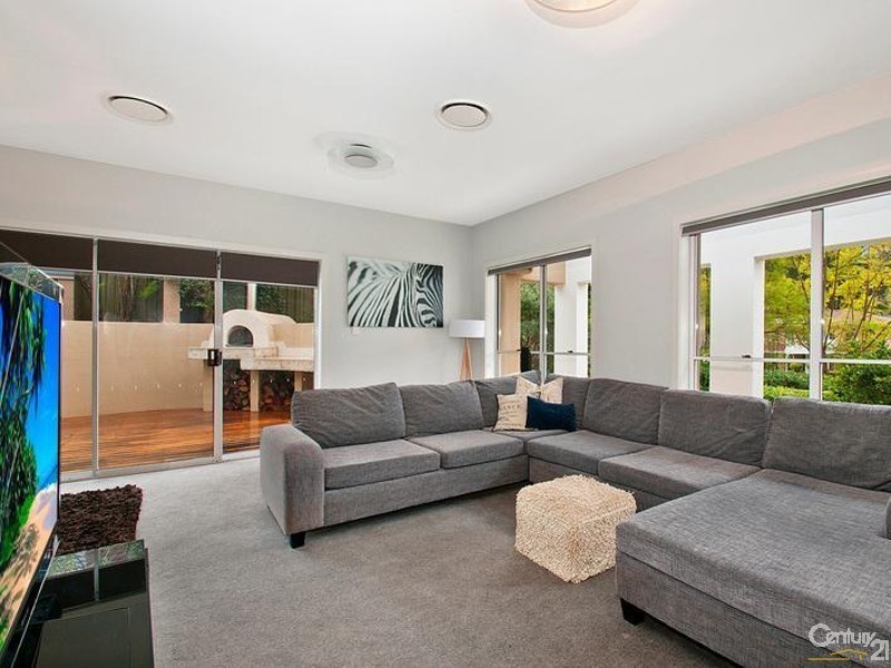 70 Telfer Road, Castle Hill NSW 2154