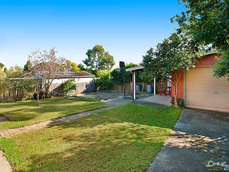 6 Garonne Street, Seven Hills NSW 2147