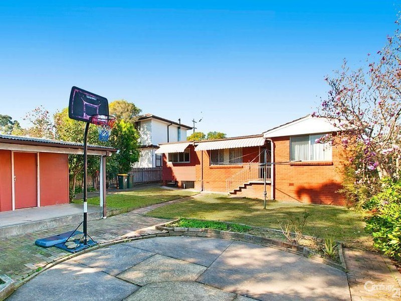 6 Garonne Street, Seven Hills NSW 2147