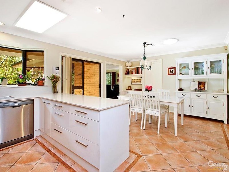 102 Greenbank Drive, Glenhaven NSW 2156