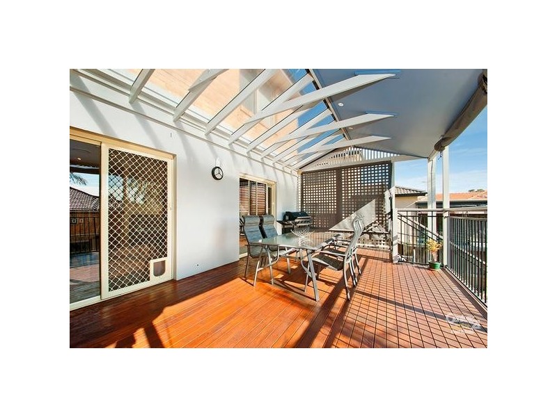 4 Valadon Pl, Bella Vista NSW 2153