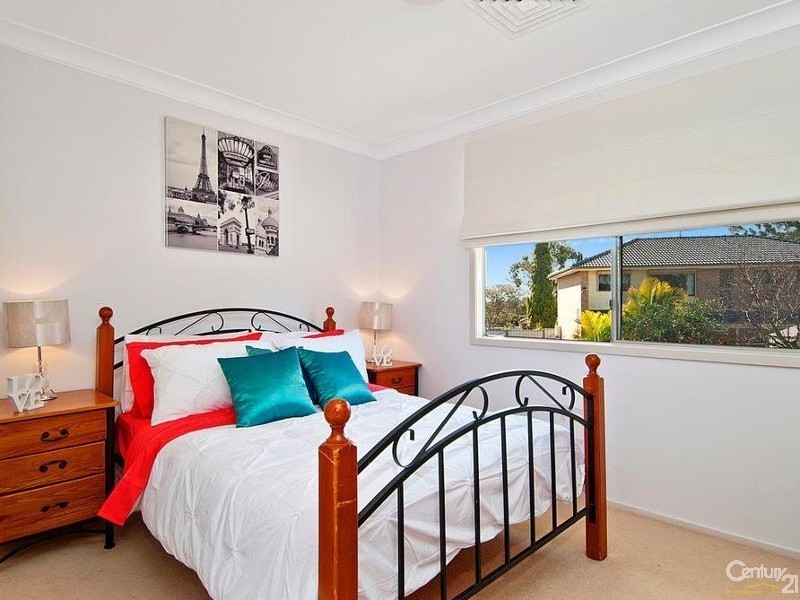 27 Chapman Avenue, Castle Hill NSW 2154