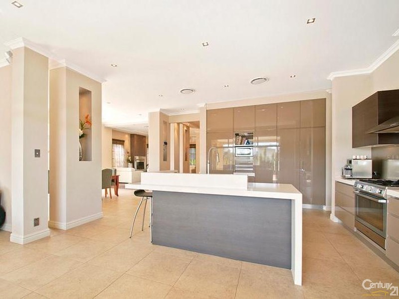 21 Brae Place, Castle Hill NSW 2154