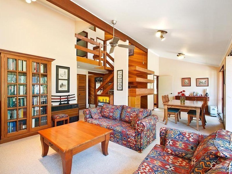 31 Dawes Avenue, Castle Hill NSW 2154