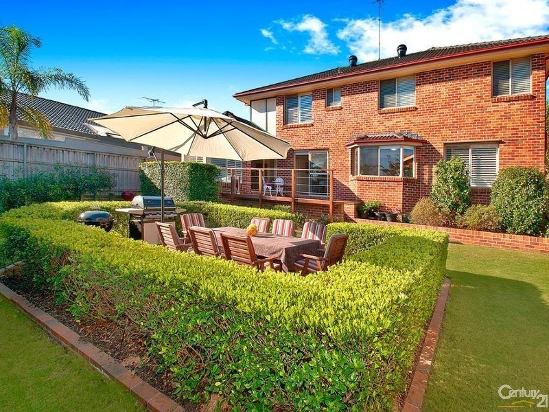 10 Finchley Place, Glenhaven NSW 2156