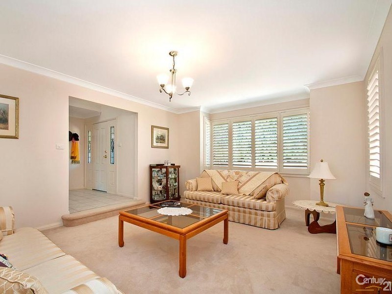 10 Finchley Place, Glenhaven NSW 2156